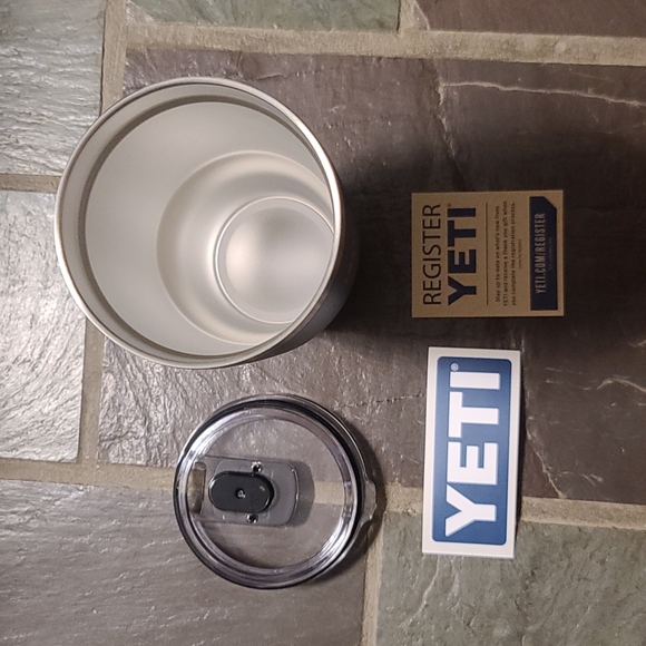 Yeti Tumbler - Picture 3 of 4
